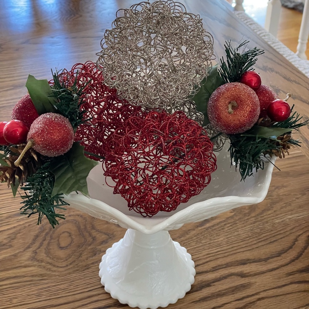 Holiday arrangement